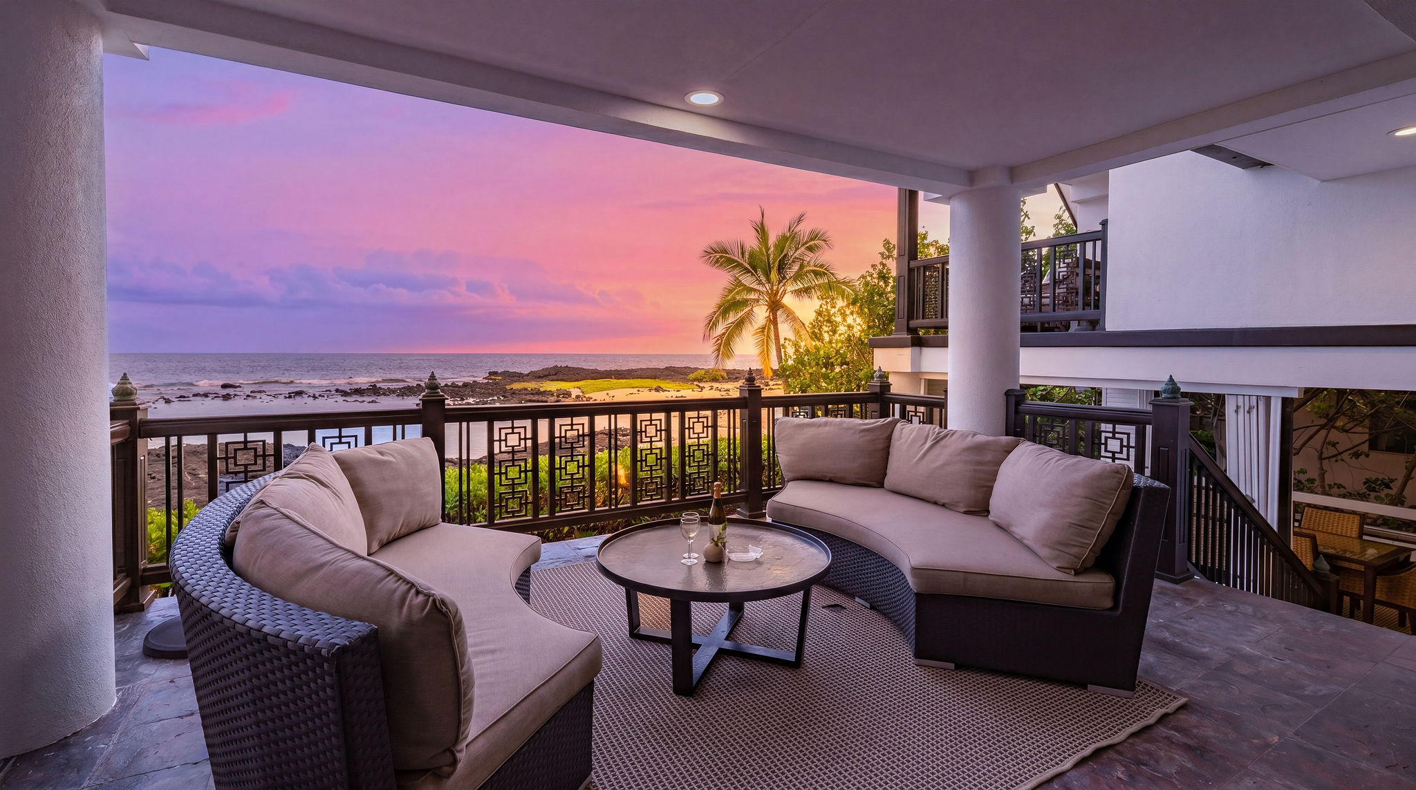 Sunset in Kona Bay