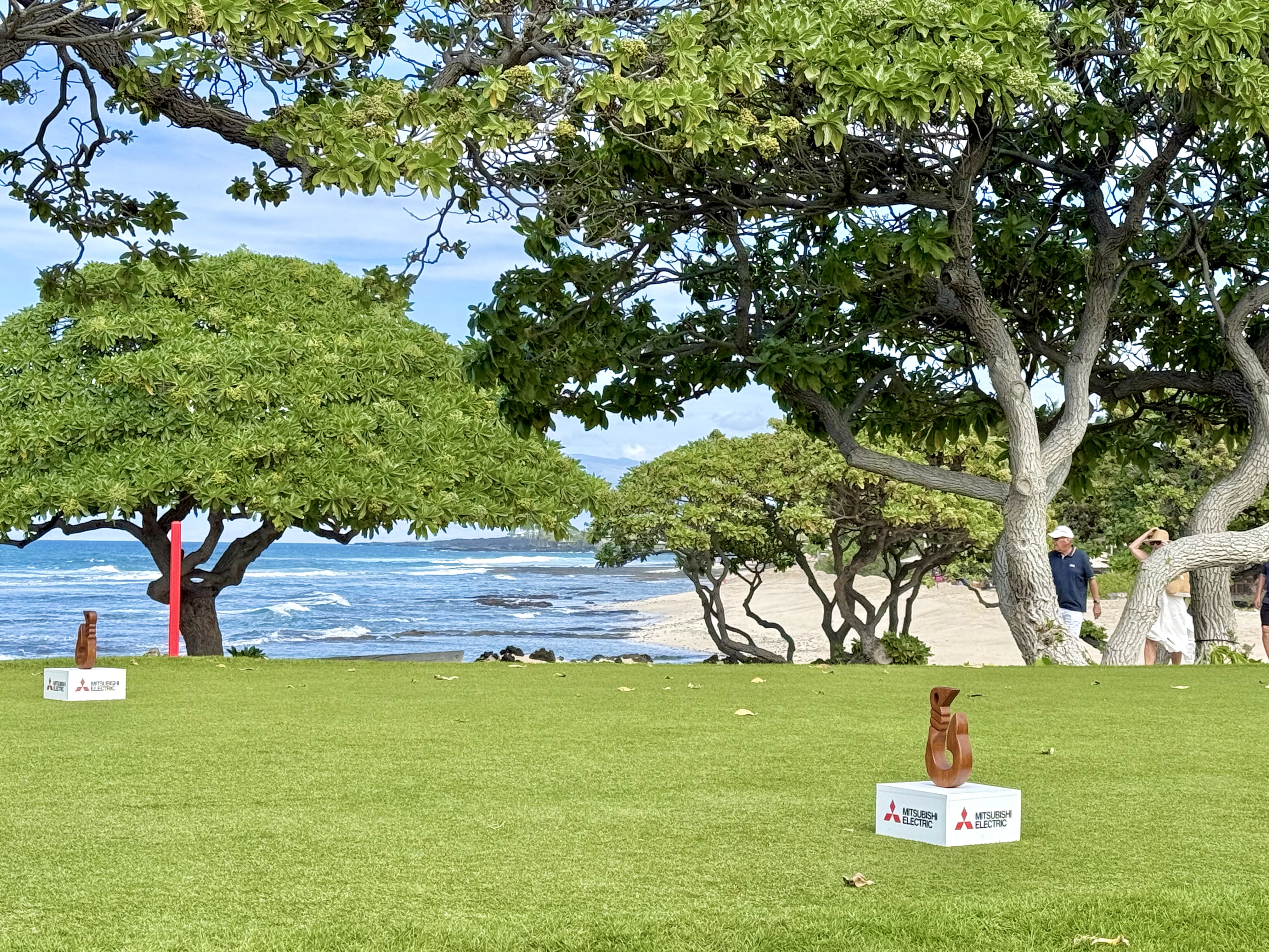 Hualalai Resort 18th hole tee box